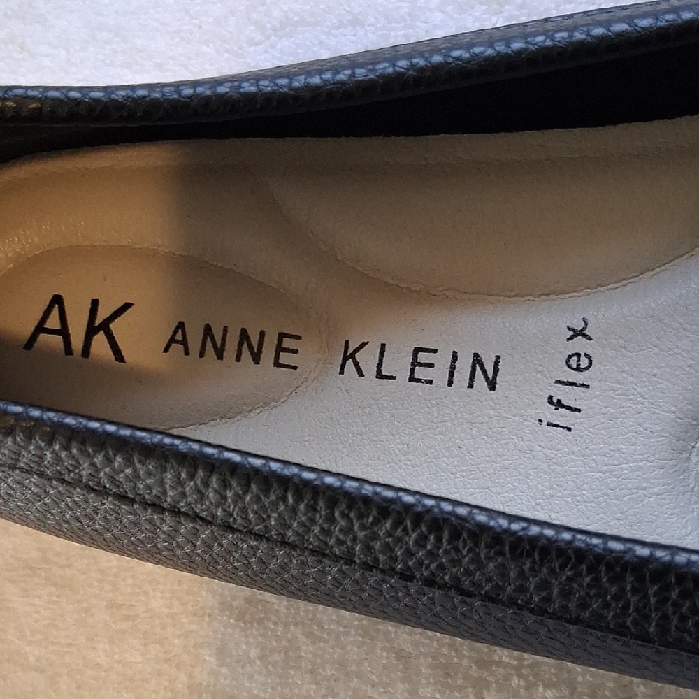 Anne Klein Black Chain-Link Slip-On Loafers - Picture 2 of 6